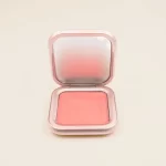 PETALS BLUSH en su tono 1